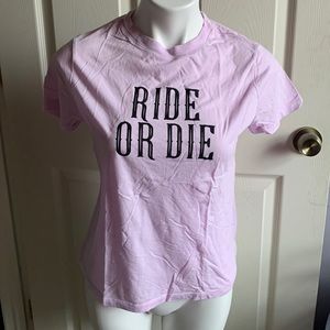 5/$15 Cute pink tshirt